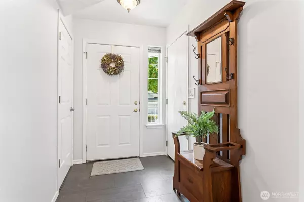 Federal Way, WA 98003,1940 S 368th PL