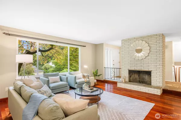Edmonds, WA 98020,10518 231st ST SW