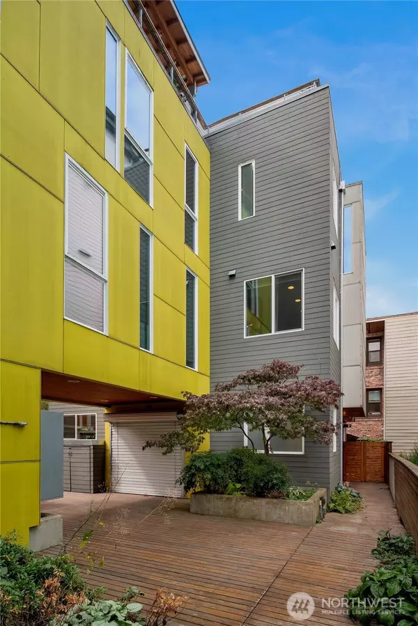 Seattle, WA 98122,1623 14th AVE #E