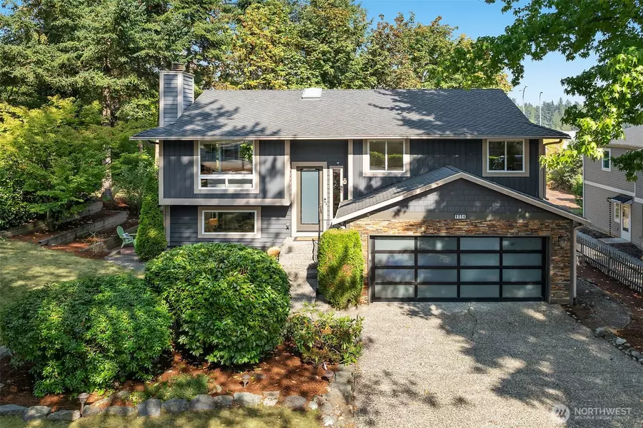 8004 NE 28th ST, Hunts Point, WA 98004
