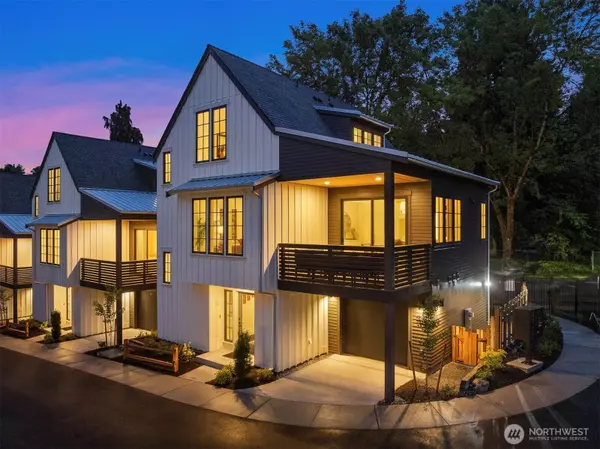 Seattle, WA 98125,2224 NE 125th ST