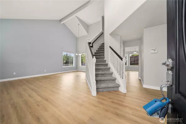 Eatonville, WA 98328,778 Gracie LN W