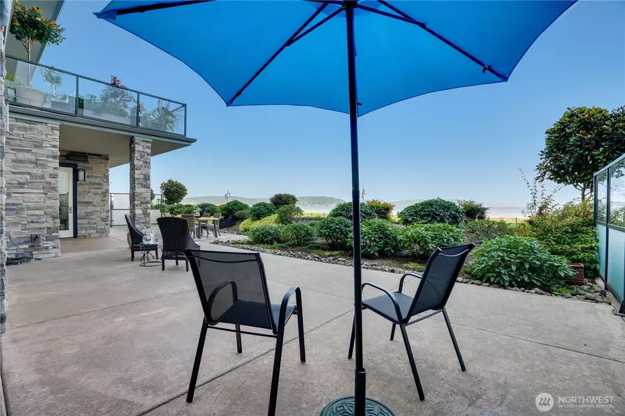 5105 Grand Loop #105, Tacoma, WA 98407