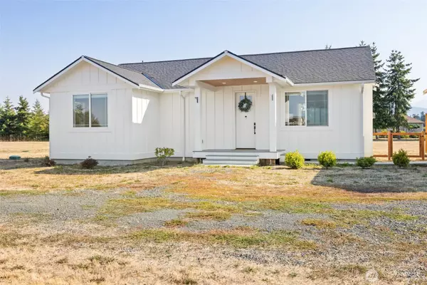 Sequim, WA 98382,195 Laura LN