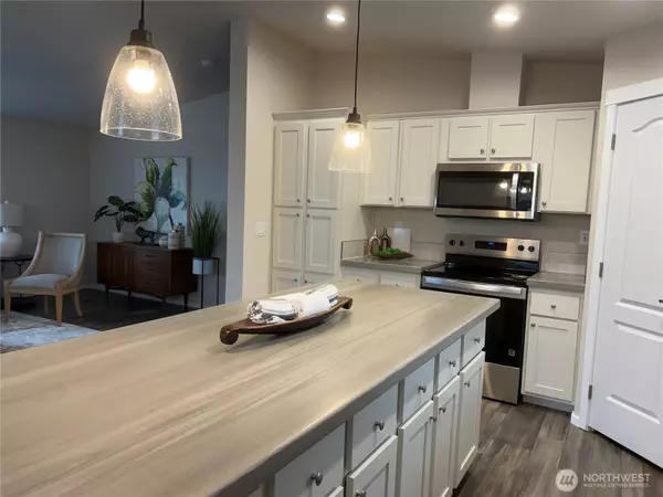 Sequim, WA 98382,896 N Rock Rose AVE