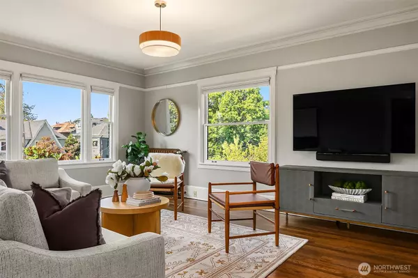 Seattle, WA 98109,1902 Bigelow AVE N #404