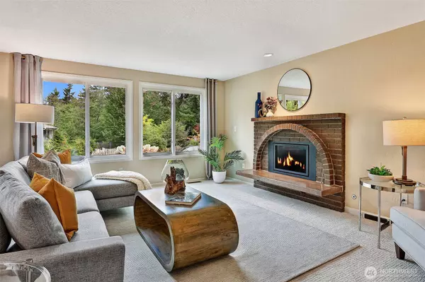 Edmonds, WA 98026,7002 174th ST SW