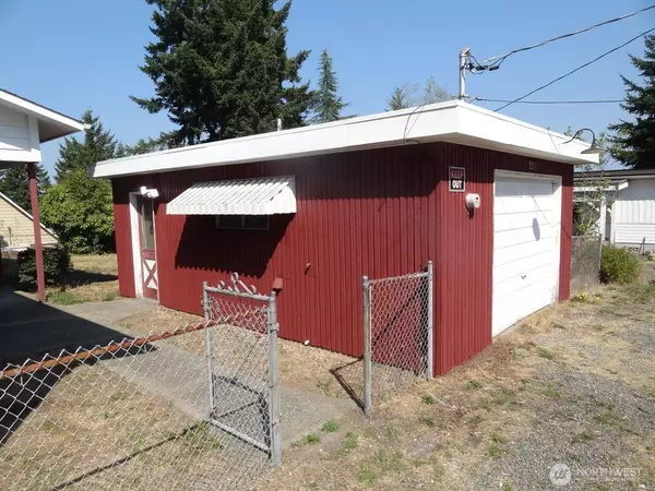 Bremerton, WA 98312,5218 5th ST