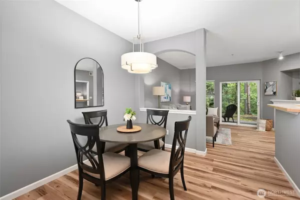 Bothell, WA 98011,17204 123rd PL NE #N104