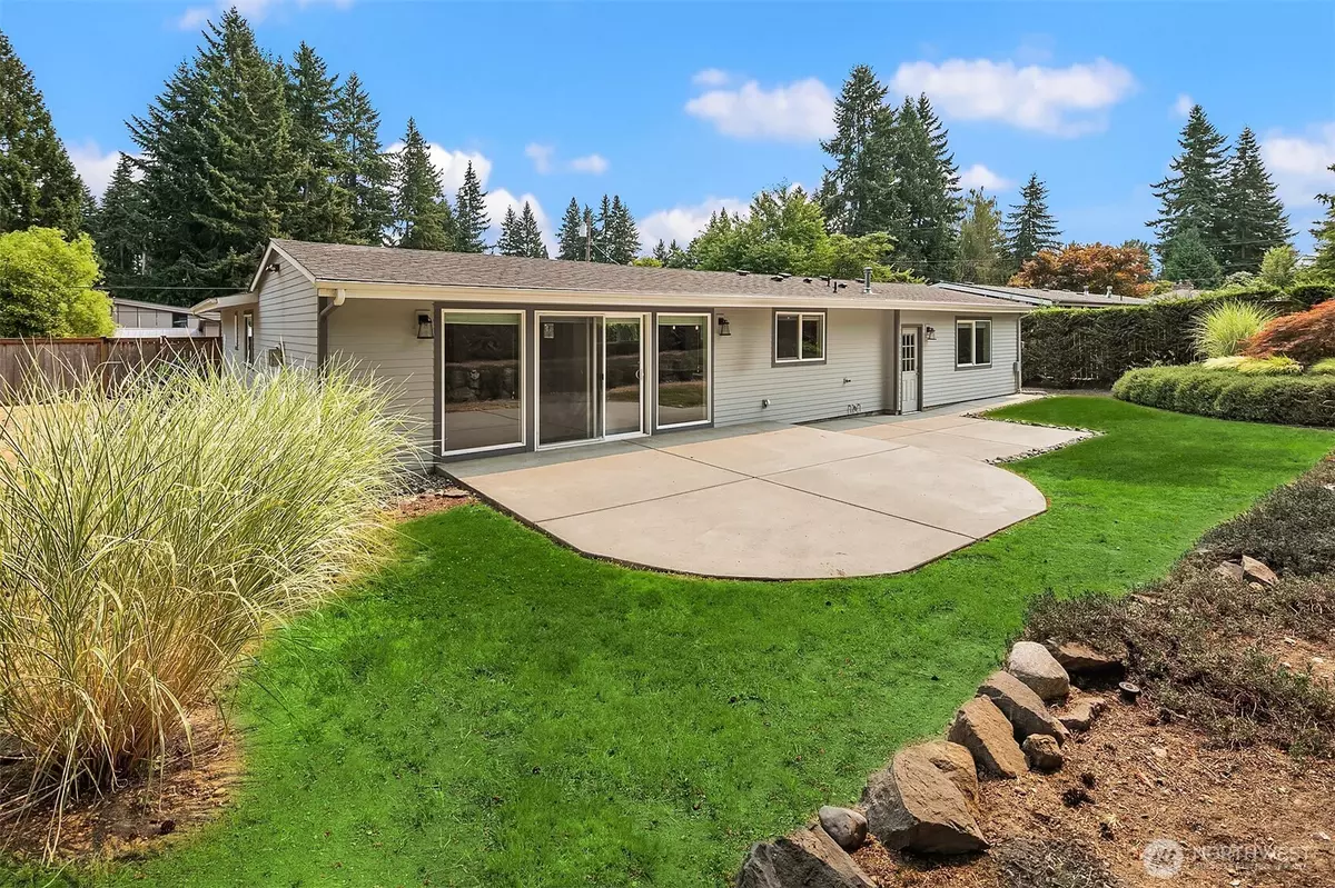 Bellevue, WA 98008,2615 162nd AVE NE