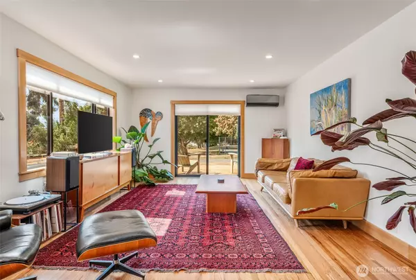 Port Townsend, WA 98368,1738 Washington ST