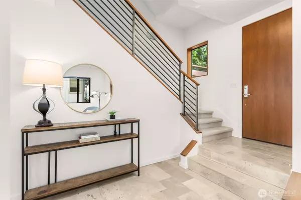 Seattle, WA 98119,1945 7th AVE W #A