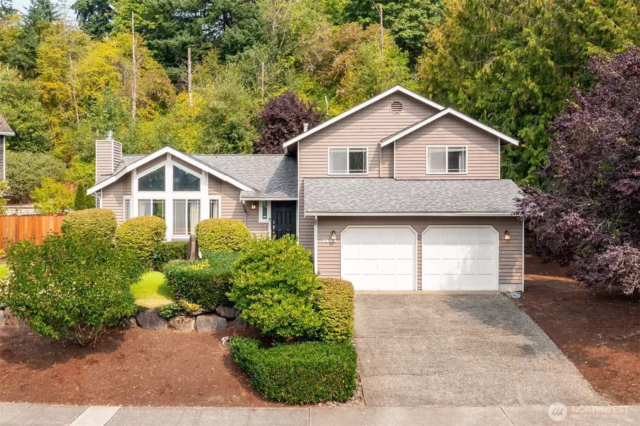 7504 134th AVE SE, Newcastle, WA 98059