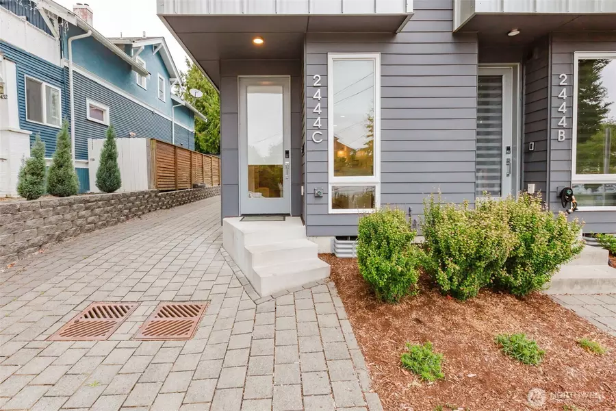 2444 C NW 64th, Seattle, WA 98107