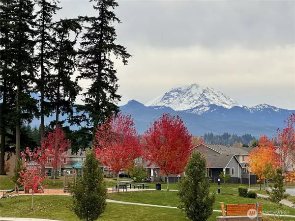 Enumclaw, WA 98022,718 Weaver Drive E