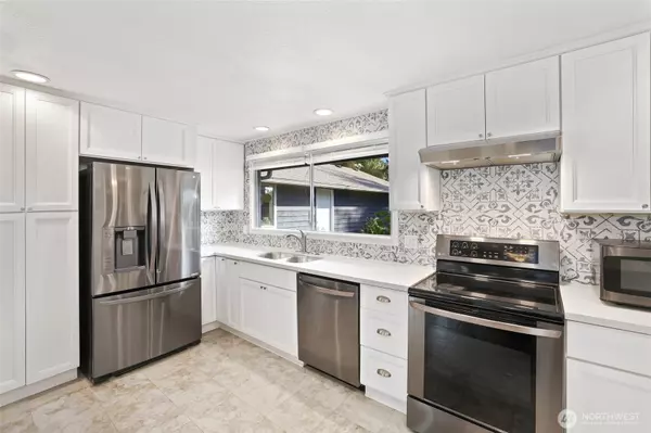 Lakewood, WA 98499,12411 Glenwood AVE SW