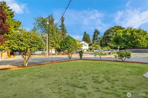 Burien, WA 98168,12853 Occidental AVE S