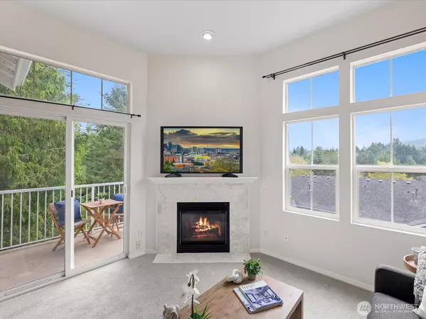 Issaquah, WA 98029,5256 236 PL SE #24-3