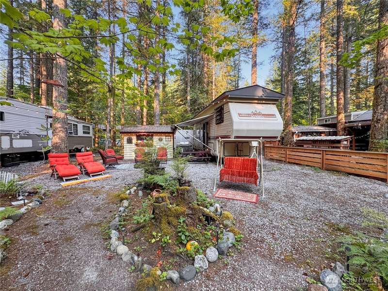 175 6 Chanterelle DR, Deming, WA 98266