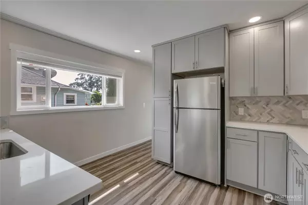 Dupont, WA 98327,604 Dupont AVE