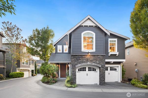 425 3rd LN S, Kirkland, WA 98033