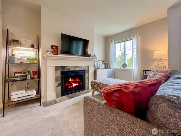 Seattle, WA 98107,1545 NW 57th ST #501