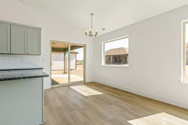 Moses Lake, WA 98837,316 N Montana ST
