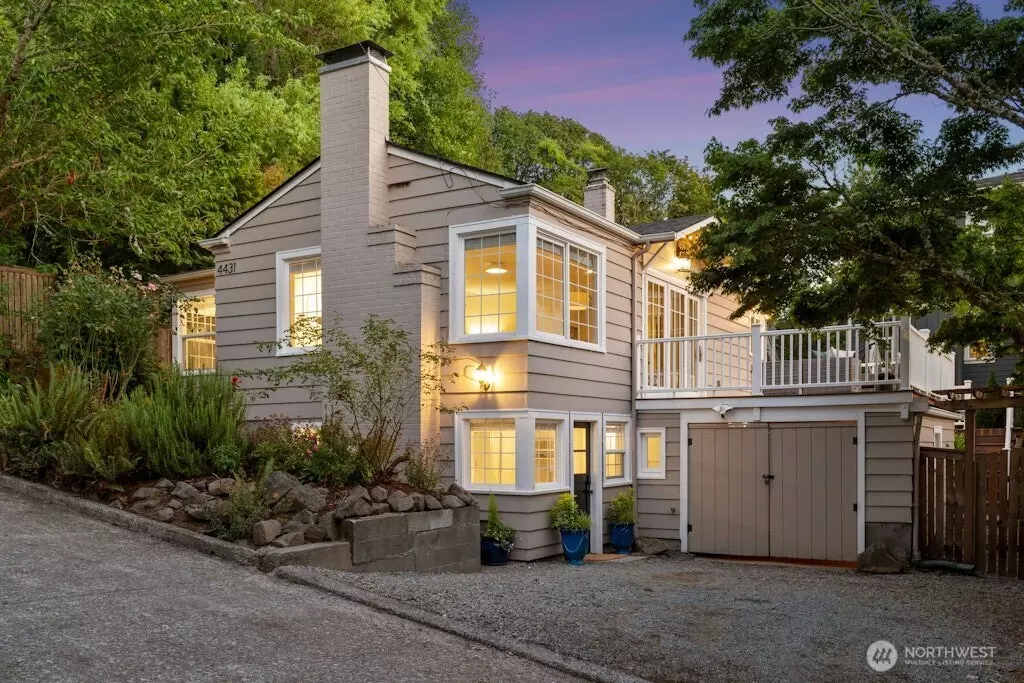 Seattle, WA 98136,4431 SW Kenyon PL