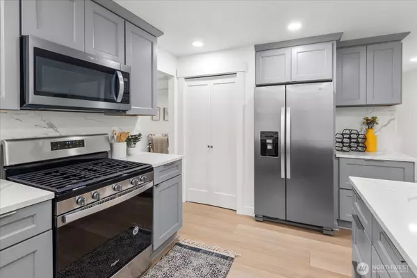Bothell, WA 98011,16832 119th PL NE