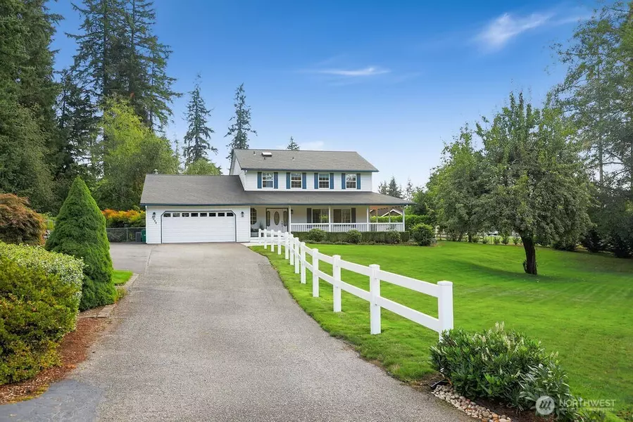 3055 NW Colonial LN, Poulsbo, WA 98370