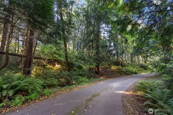 Bainbridge Island, WA 98110,6560 NE Latyson Lane