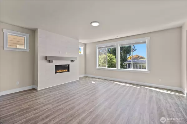 Lynnwood, WA 98037,2204 176th PL SW #3
