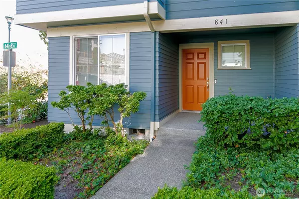 Issaquah, WA 98029,841 5th PL NE