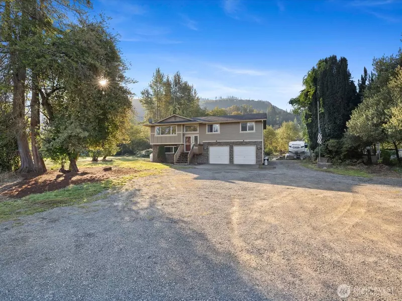 13802 State Route 530 NE, Arlington, WA 98223