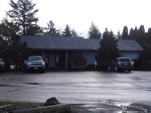 515 5th ST, Raymond, WA 98577