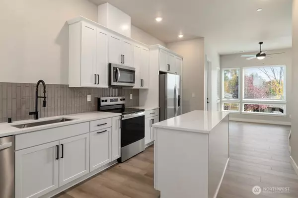 Seattle, WA 98178,12810 66th AVE S