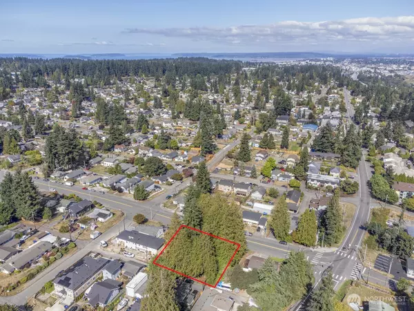Everett, WA 98203,2324 Madison ST