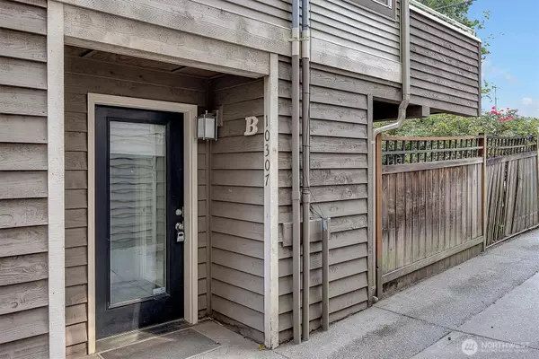 Seattle, WA 98133,10307 B Midvale AVE N