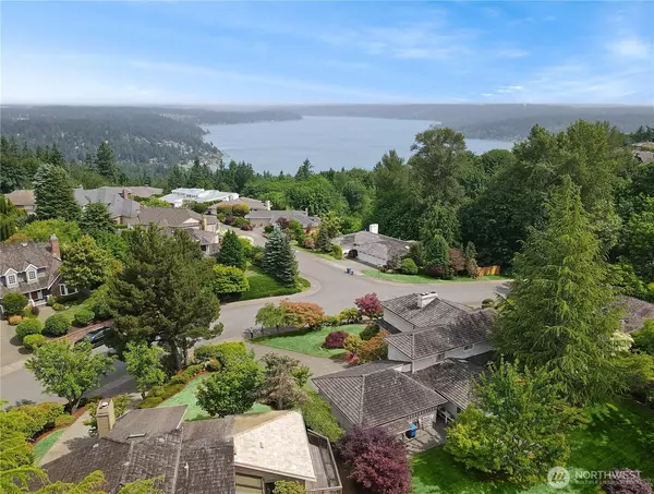 Bellevue, WA 98006,16901 SE 45th ST