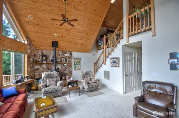 Onalaska, WA 98570,378 Burnt Ridge RD