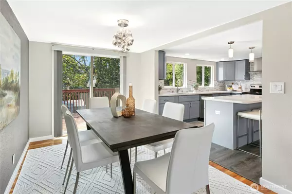 Newcastle, WA 98056,12563 SE 71st ST