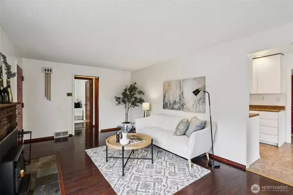 Tukwila, WA 98188,15827 42nd AVE S