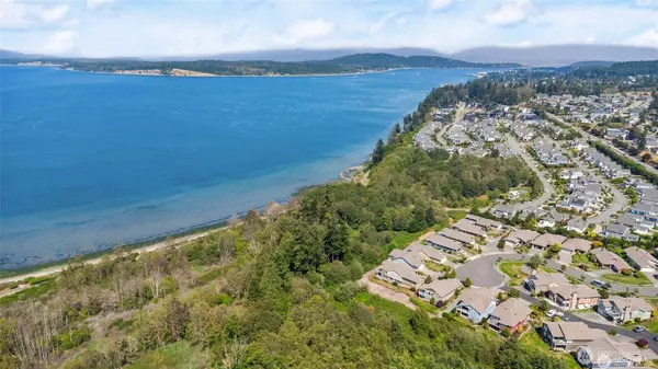 Anacortes, WA 98221,4909 Edwards WAY