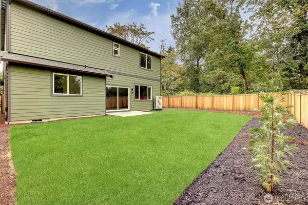Renton, WA 98055,10705 SE 170th Pl #Lot 7