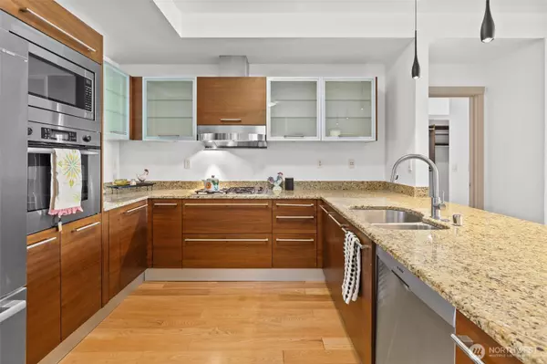 Kirkland, WA 98033,631 Market ST #203