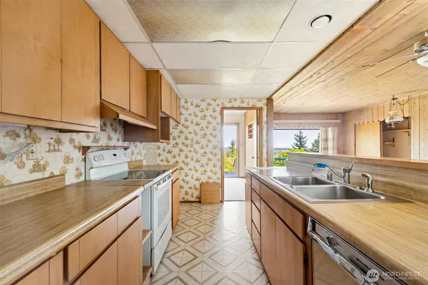 Sequim, WA 98382,170 Clara Crest LN