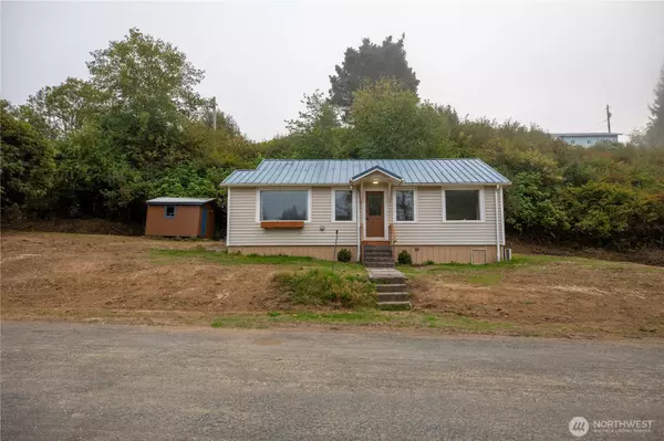 Clallam Bay, WA 98326,121 Sixth ST