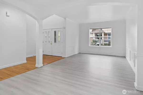 Kent, WA 98031,20352 105th CT SE