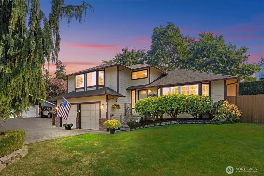 3822 Maple RD, Lynnwood, WA 98037
