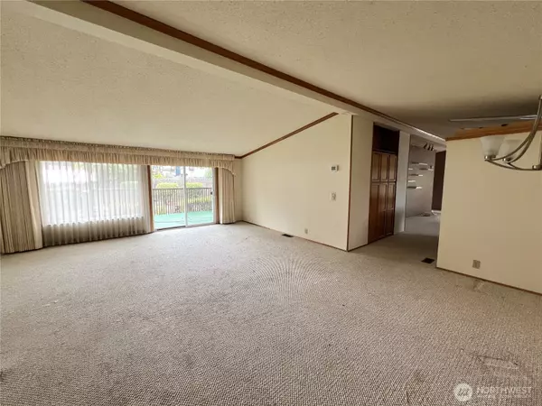 Vancouver, WA 98661,5701 NE St Johns RD #36